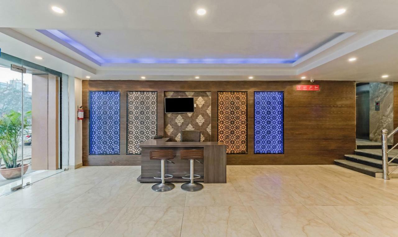 Oyo 3811 Geetanjali Regency Hotel Колката Екстериор снимка