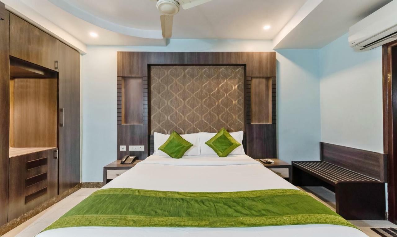 Oyo 3811 Geetanjali Regency Hotel Колката Екстериор снимка