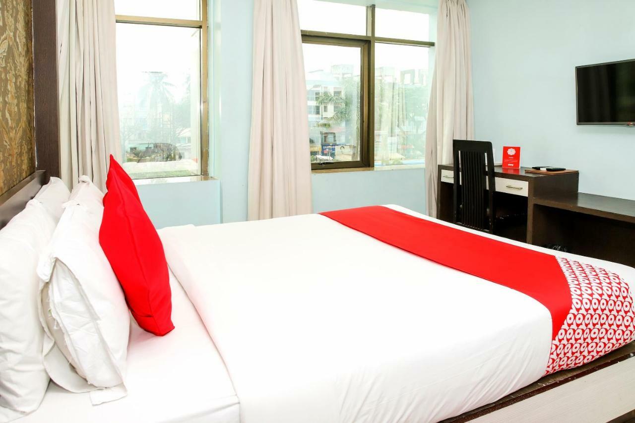 Oyo 3811 Geetanjali Regency Hotel Колката Екстериор снимка