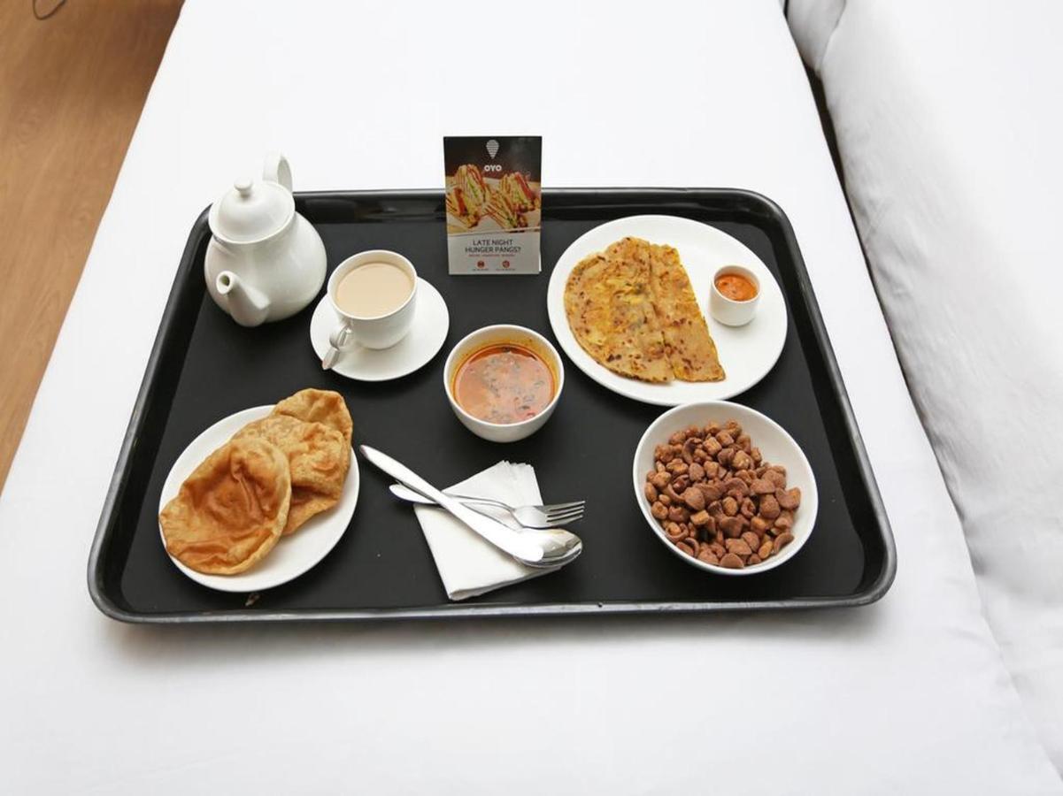 Oyo 3811 Geetanjali Regency Hotel Колката Екстериор снимка